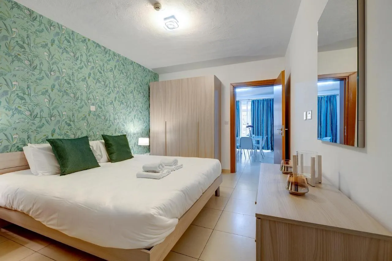 Sliema Tigne Suites 0*,  Malta