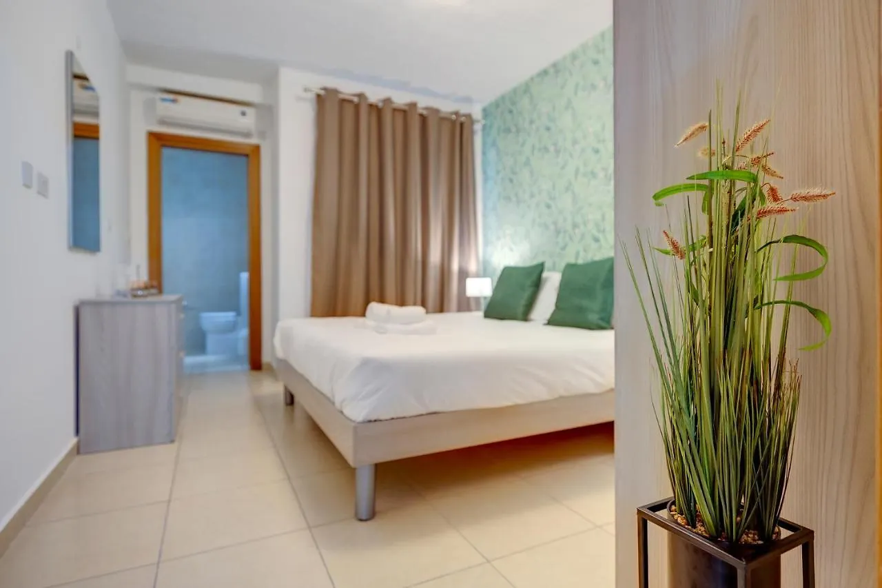 Sliema Tigne Suites 公寓式酒店