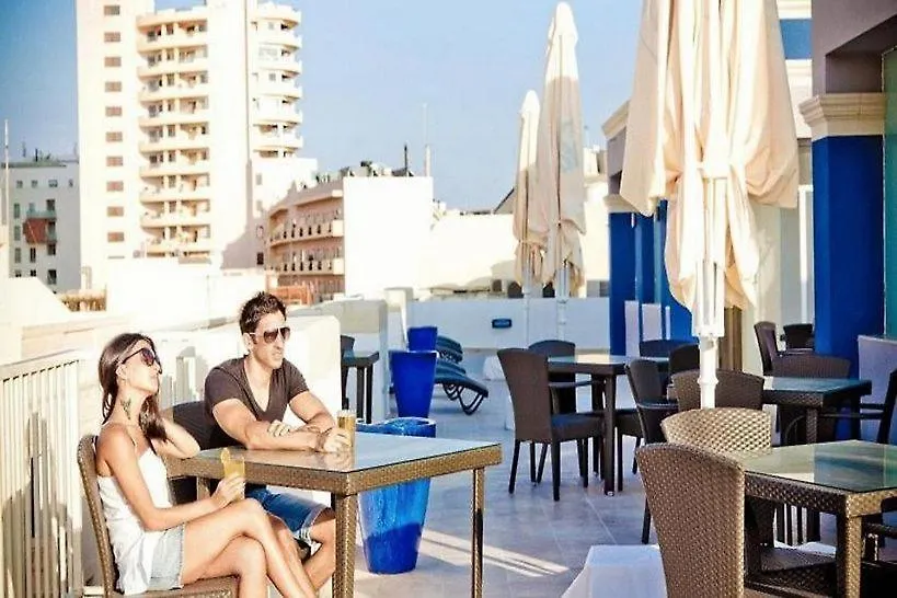 Sliema Tigne Suites Hotel apartamentowy